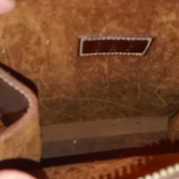 Vintage leather Gap purse - Picture 4 of 4